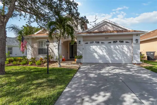 11519 Sweetflag Drive, LAKEWOOD RANCH, FL 34202