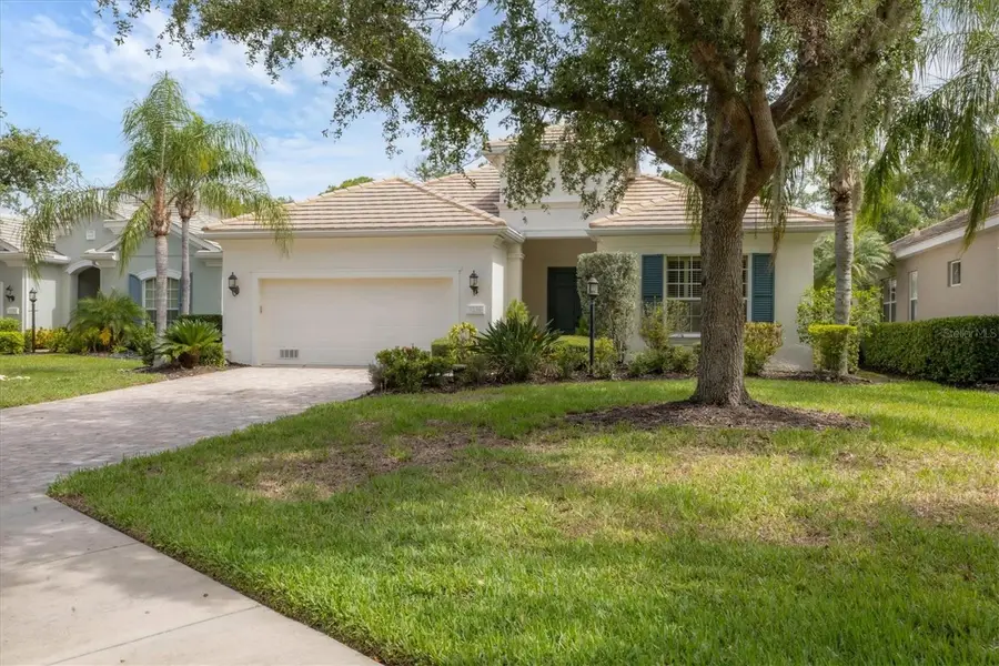 7236 Lismore Court, Lakewood Ranch, FL 34202 - Image #3