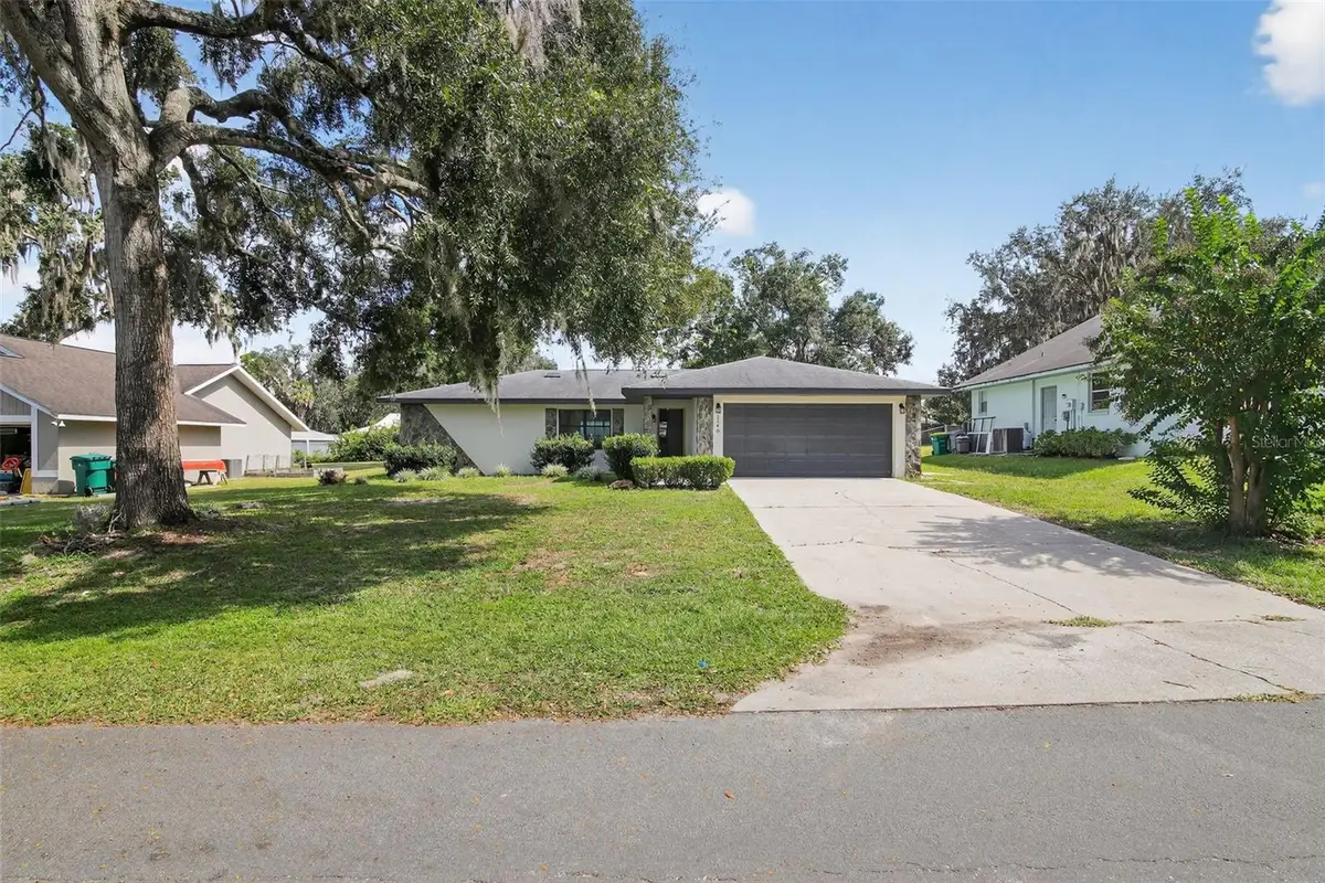 1140 Woodcrest Avenue, Inverness, FL 34453 - Image #1