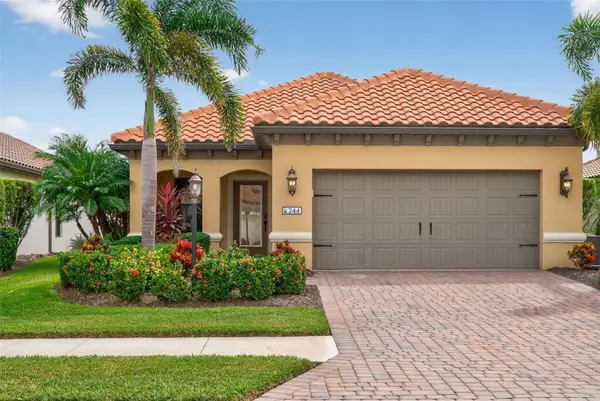 244 Carlino Drive, NOKOMIS, FL 34275