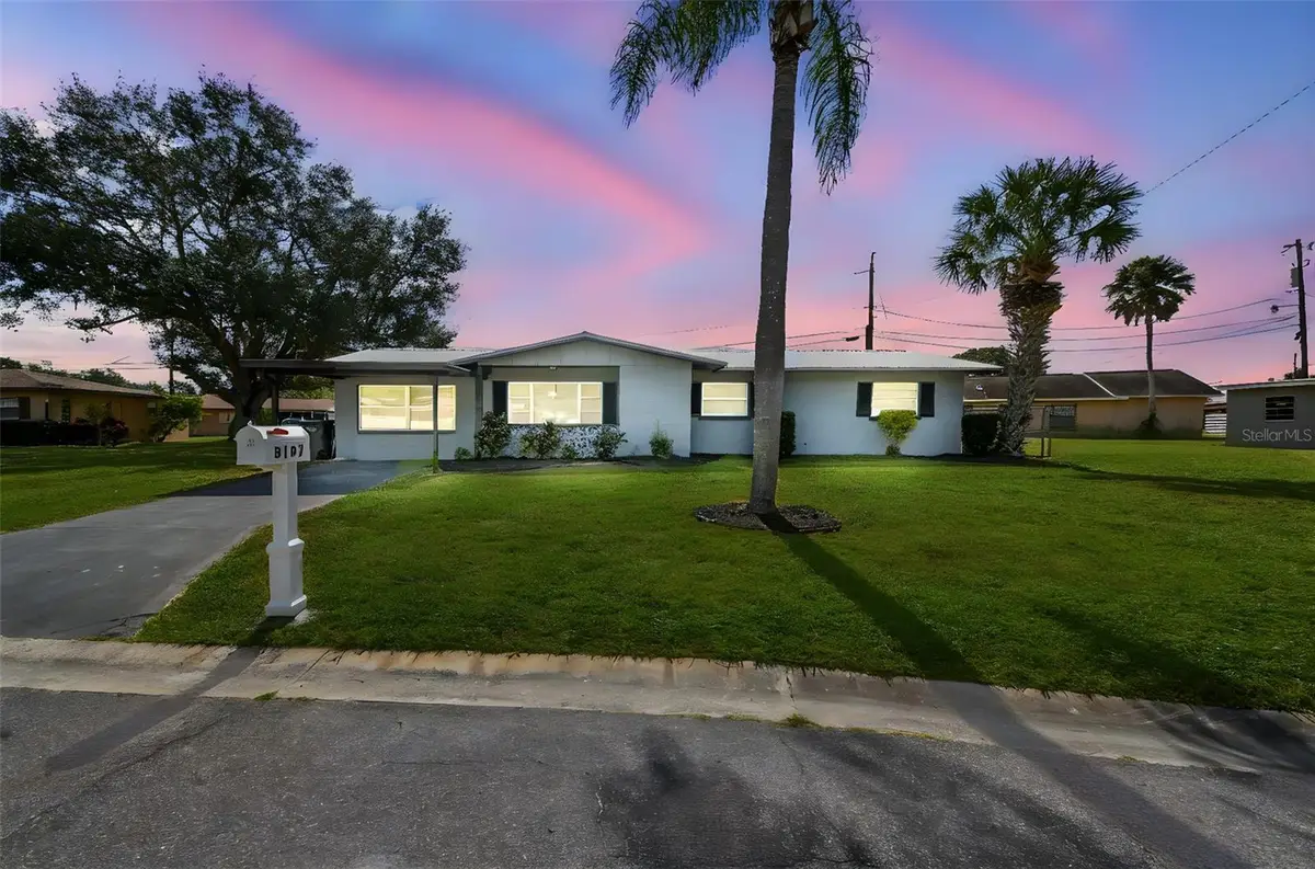 3107 9th Avenue Drive E, Palmetto, FL 34221 - #1