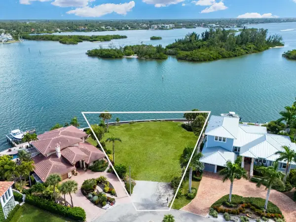 894 Freeling Drive, SARASOTA, FL 34242