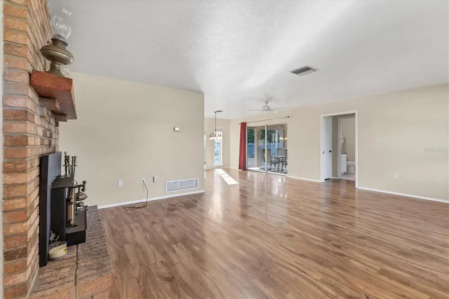 2404 Pine Court, Nokomis, FL 34275 - Image #3