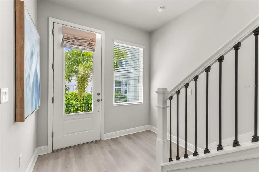 2467 Mangum Court, Sarasota, FL 34237 - Image #3