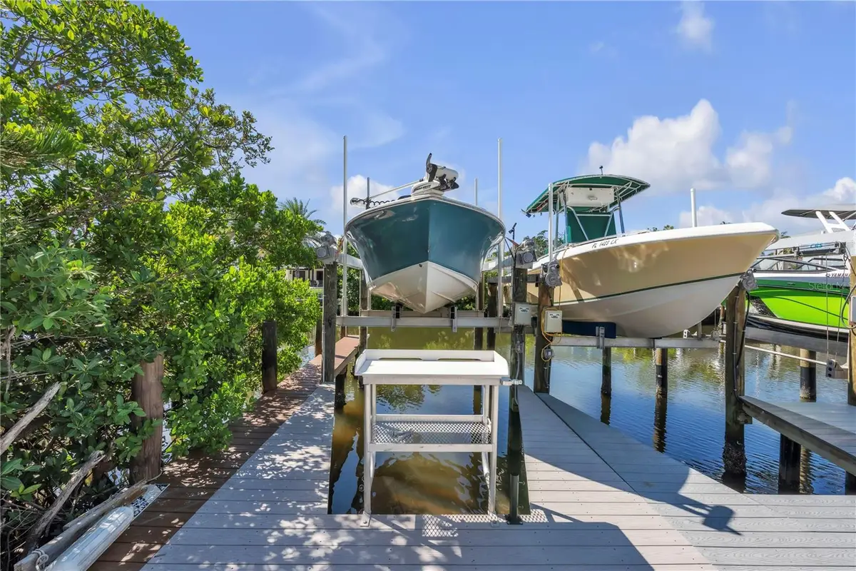 238 85th Street #4, Holmes Beach, FL 34217 - Image #1