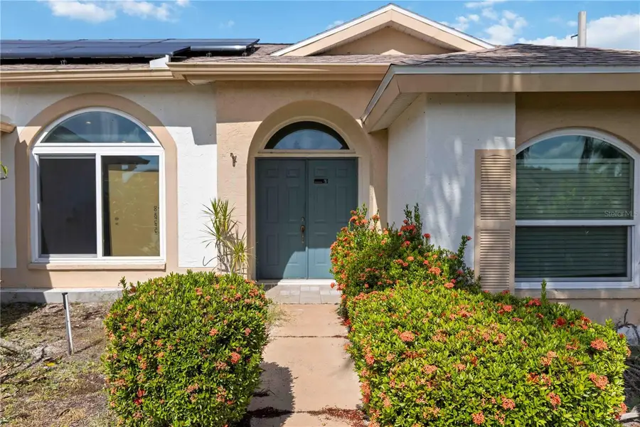 4513 Dover Street Circle E, Bradenton, FL 34203 - Image #2