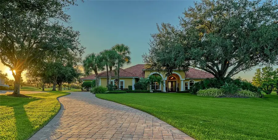 8250 Hugh Alison Place, Sarasota, FL 34240 - Image #2