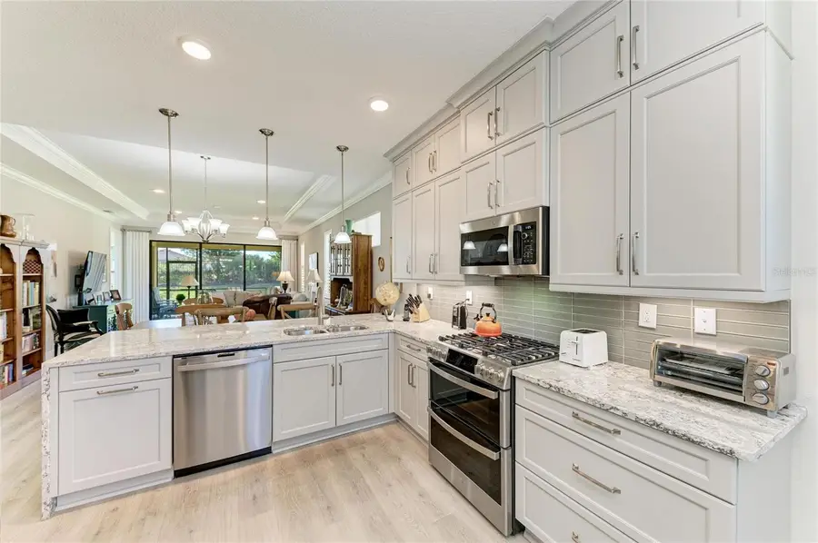 5220 Barnett Circle, Bradenton, FL 34211 - Image #3