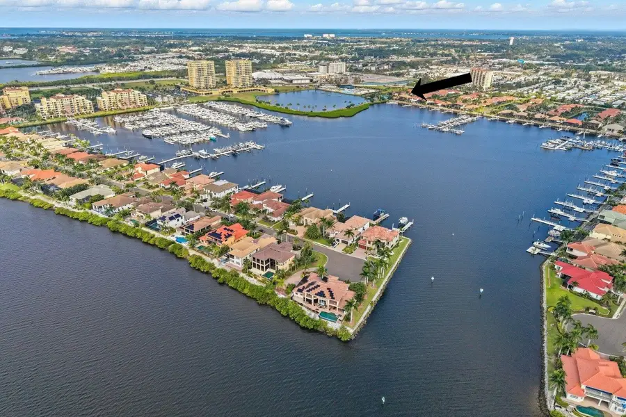 801 3rd Street E, Palmetto, FL 34221 - Image #2