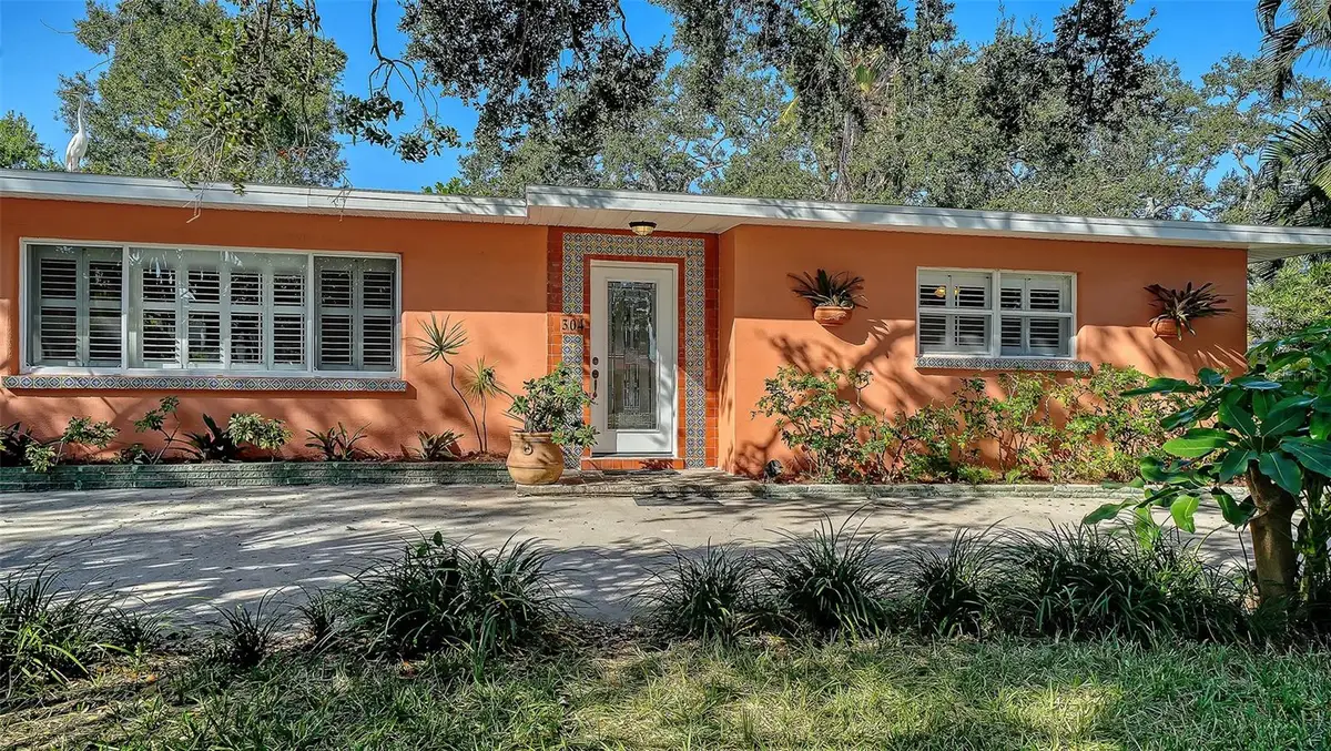 304 21st Street W, Bradenton, FL 34205 - #1