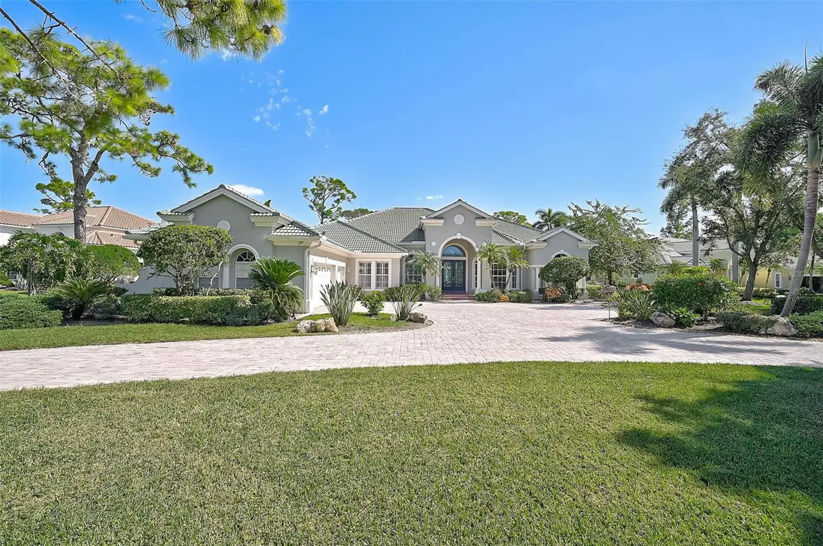 538 Dove Pointe Drive, Osprey, FL 34229 - Image #1