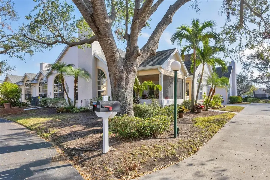 4563 Whirlaway Drive #C, Sarasota, FL 34233 - Image #3