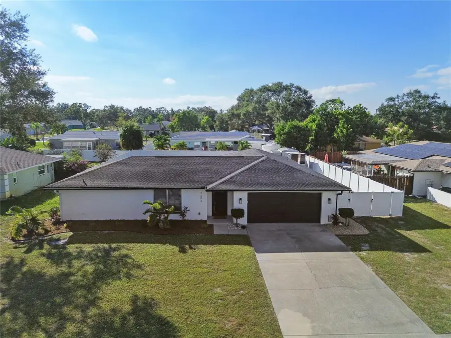 7304 Claries Drive, Sarasota, FL 34243 - Image #2