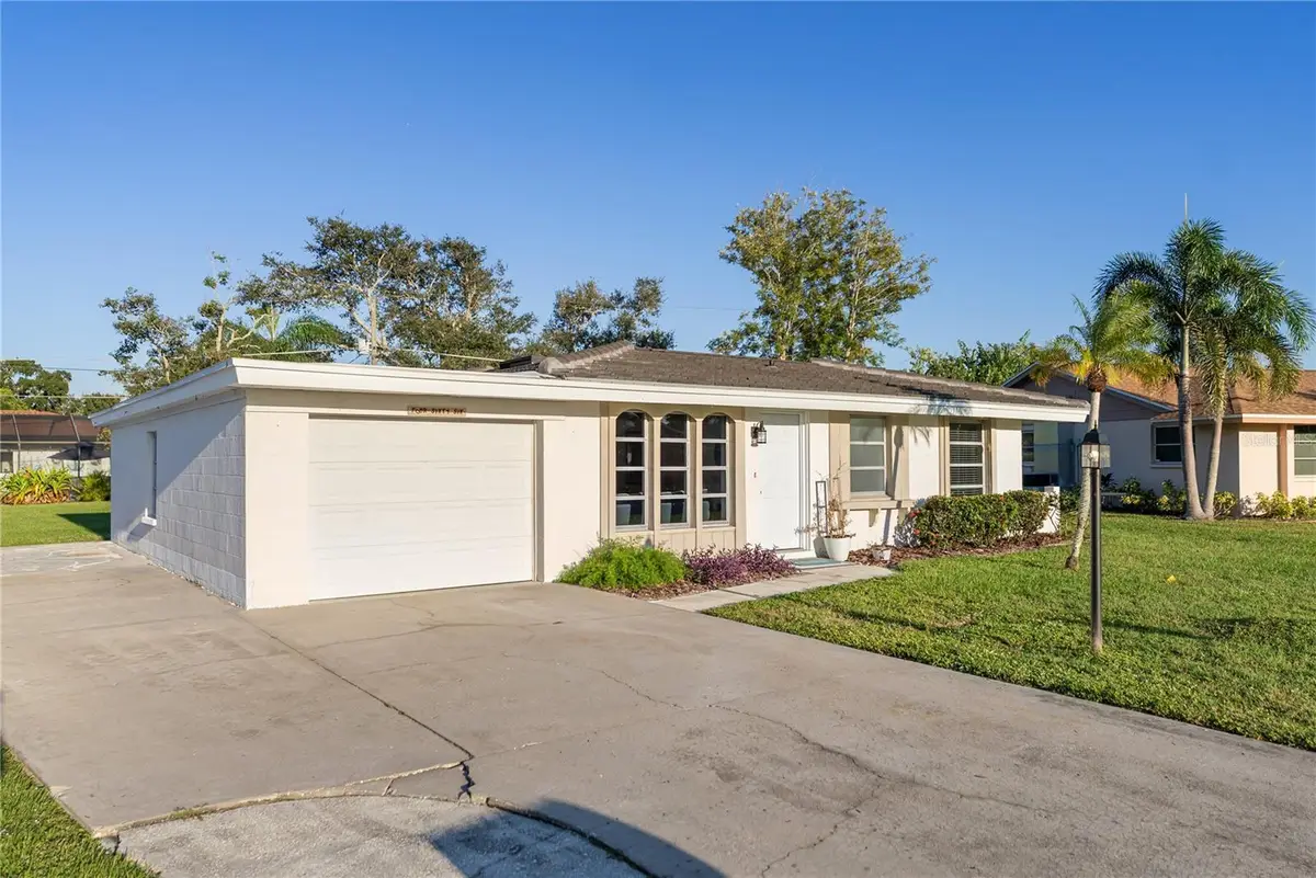 466 Sunnyside Drive, Venice, FL 34293 - Image #1