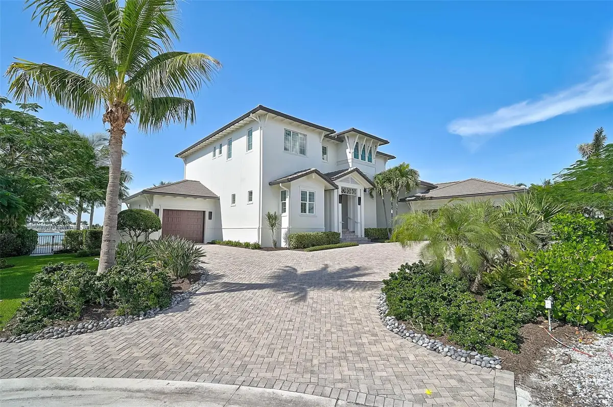 101 Seagull Lane, Sarasota, FL 34236 - Image #1