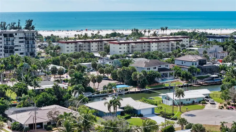 5569 Contento Drive, Sarasota, FL 34242 - Image #2