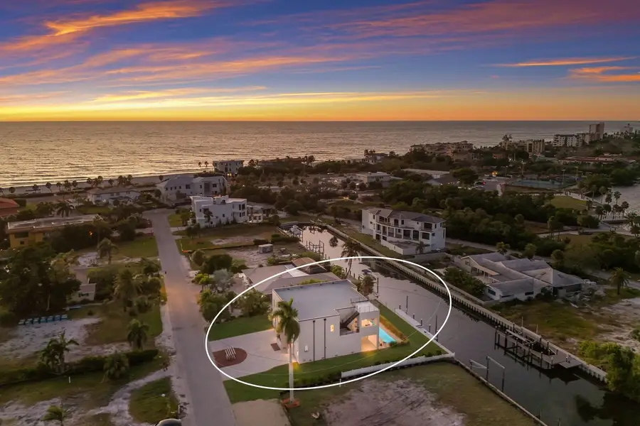 569 Rountree Drive, Longboat Key, FL 34228 - Image #3