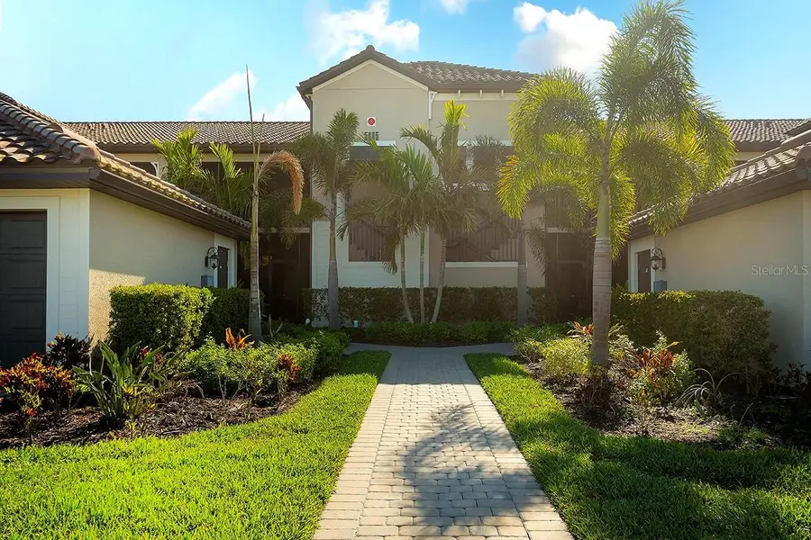5685 Palmer Circle #202, Bradenton, FL 34211 - Image #2