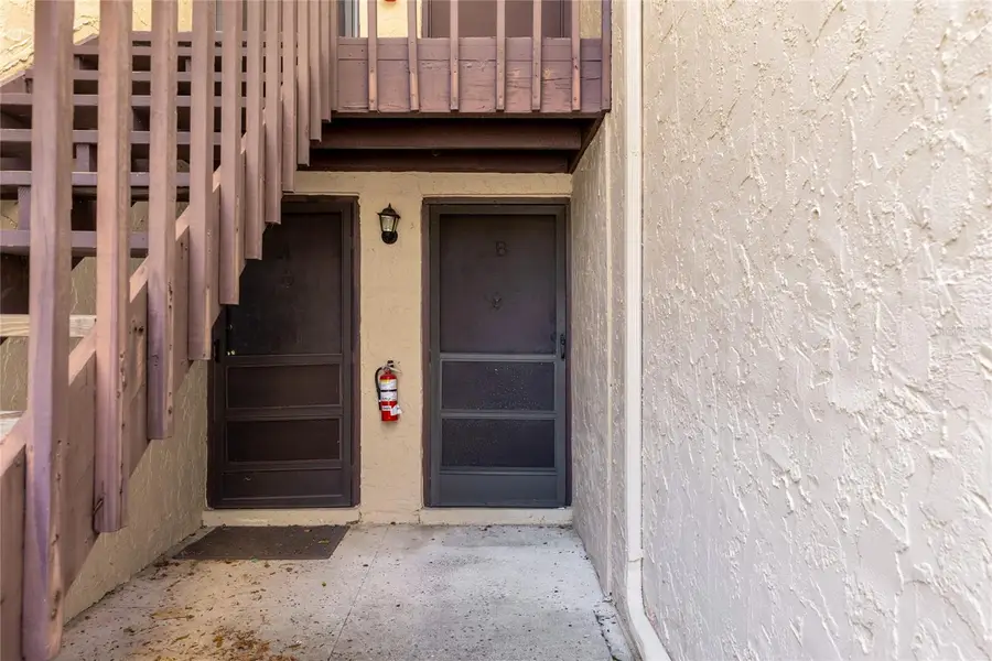 2736 Hidden Lake Boulevard #B, Sarasota, FL 34237 - Image #2