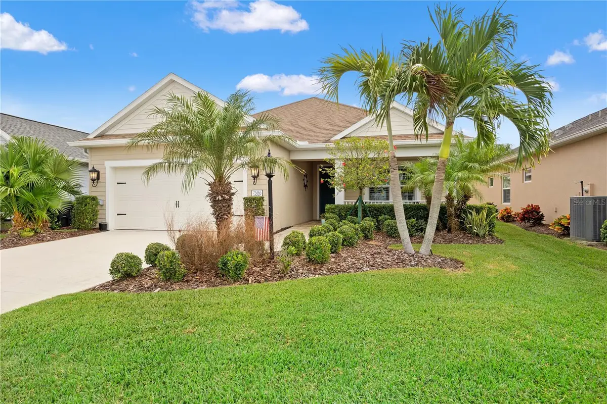 7586 Ridgelake Circle, Bradenton, FL 34203 - Image #1