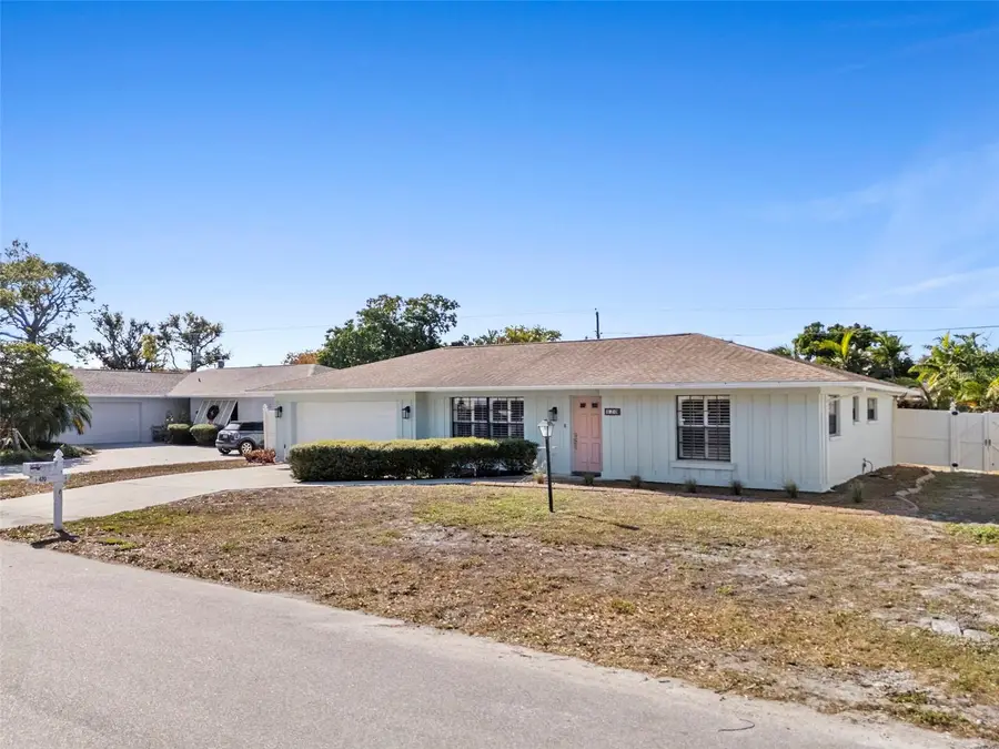 420 46th Street Nw, Bradenton, FL 34209 - Image #2