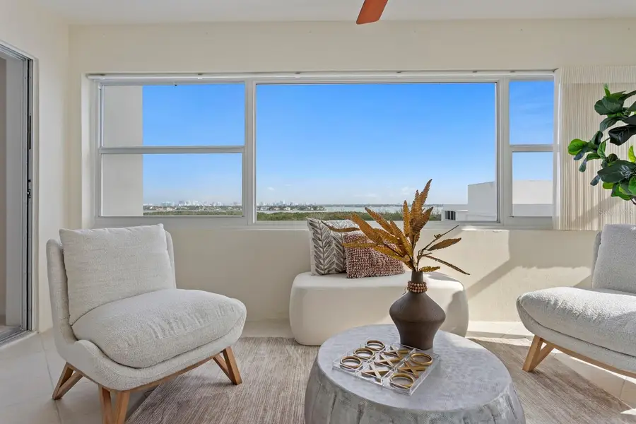 1750 Benjamin Franklin Drive #9G, Sarasota, FL 34236 - Image #2