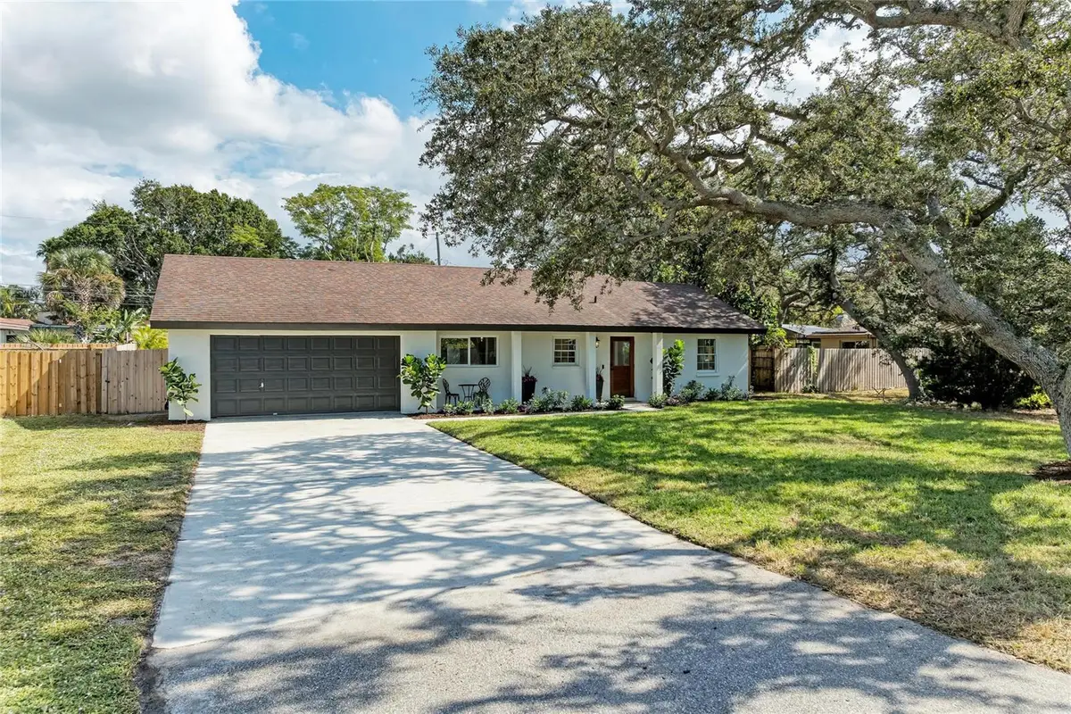 8245 Longbay Boulevard, Sarasota, FL 34243 - Image #1