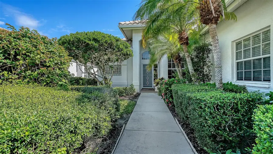 3846 Alamanda Drive, Sarasota, FL 34238 - Image #2