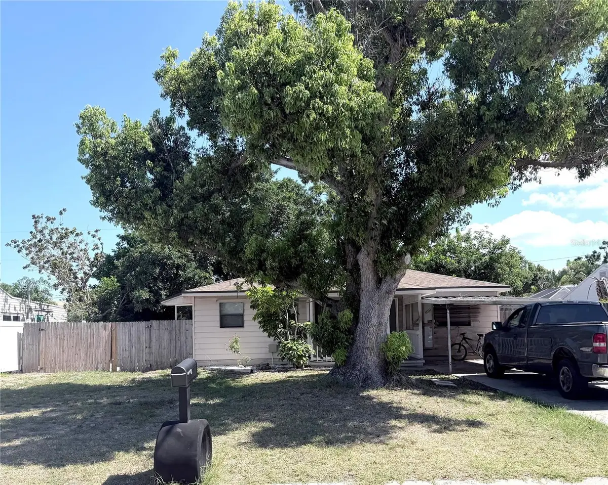 2171 Orchid Street, Sarasota, FL 34239 - #1