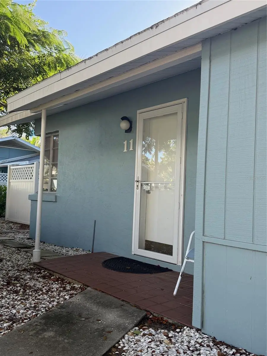 170 Roosevelt Drive #6, Sarasota, FL 34236 - Image #2