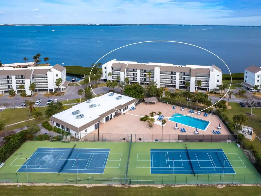 4900 Gulf Of Mexico Drive #205, Longboat Key, FL 34228 - Image #2