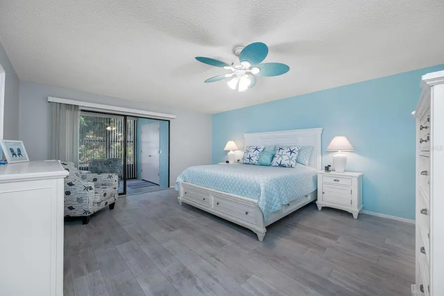 703 Oakview Drive #703, Bradenton, FL 34210 - Image #3