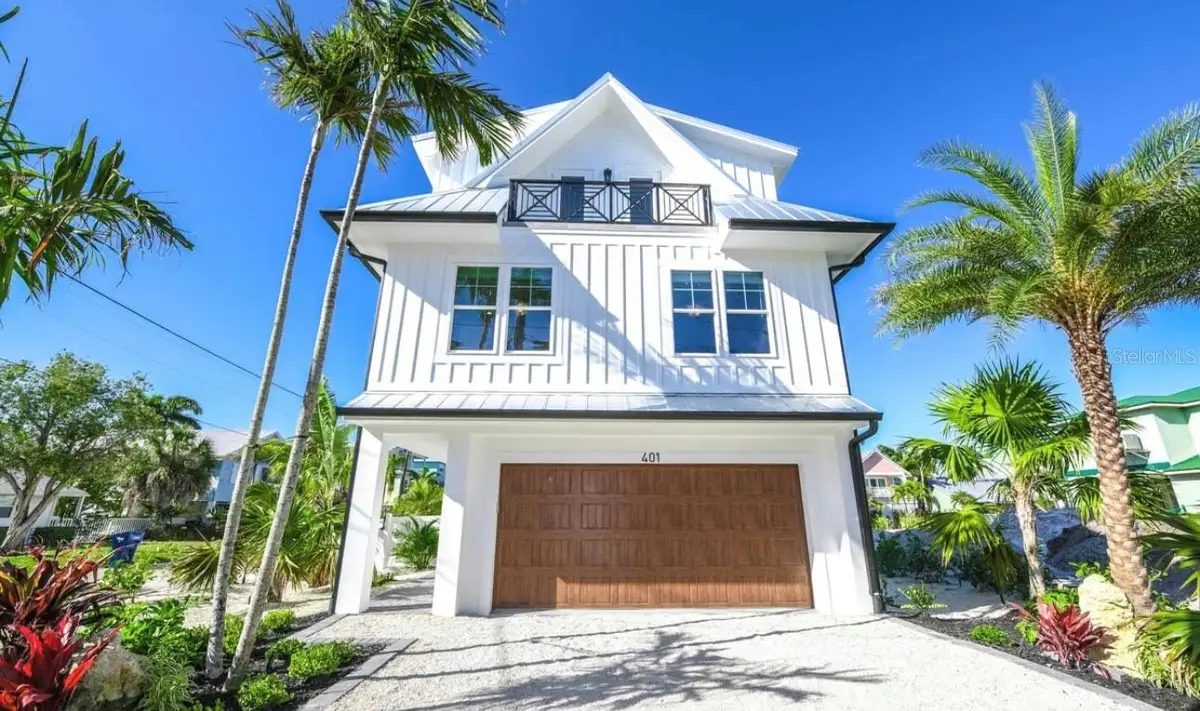 401 20th Place, Bradenton Beach, FL 34217 - Image #1