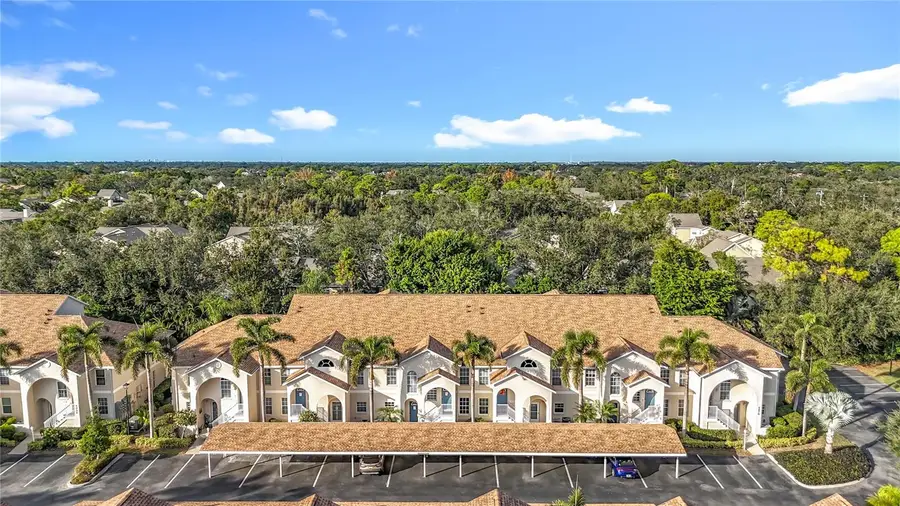 4275 Castlebridge Lane #1312B1, Sarasota, FL 34238 - Image #3
