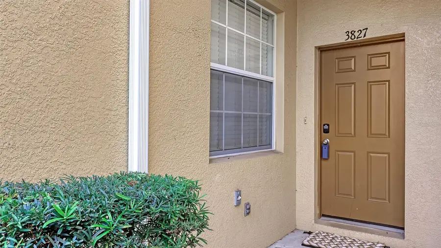 3827 Parkridge Circle #1-102, Sarasota, FL 34243 - Image #2