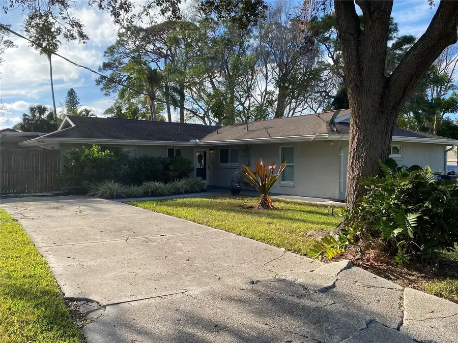 7230 Shepherd Street, Sarasota, FL 34243 - Image #3