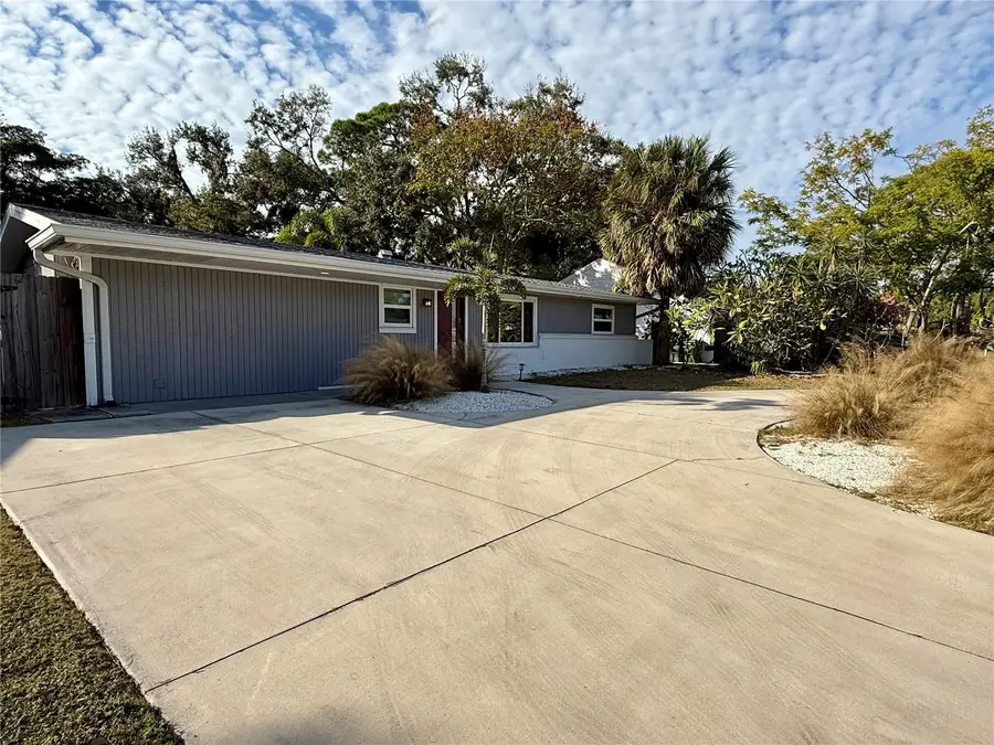 2126 Craft Lane, Sarasota, FL 34239 - Image #3