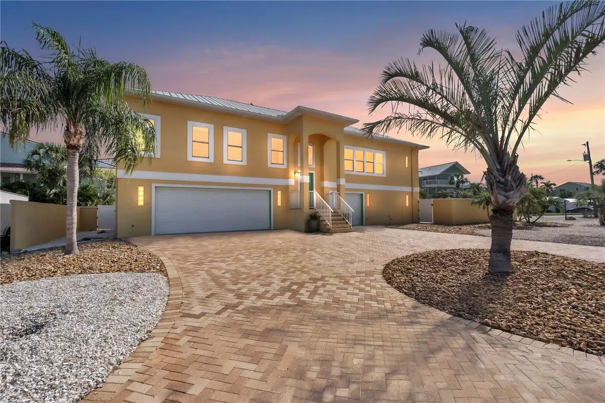 301 73rd Street, Holmes Beach, FL 34217 - #1