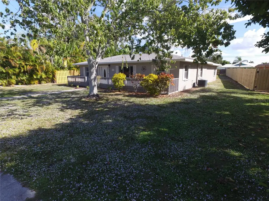 613 Casabella Drive, Bradenton, FL 34209 - Image #2