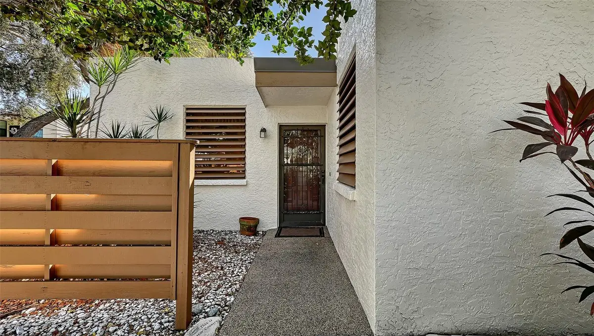 101 Tidewater Drive #101, Bradenton, FL 34210 - Image #1