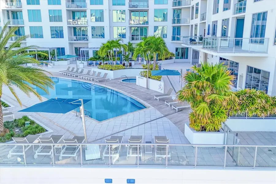 111 S Pineapple Avenue #816, Sarasota, FL 34236 - Image #2