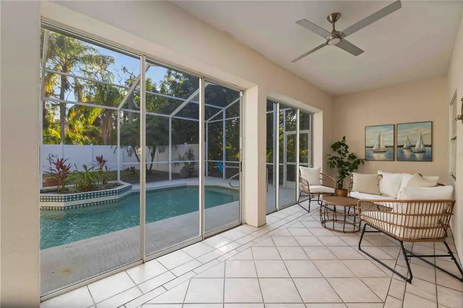 4458 Del Sol Boulevard S, Sarasota, FL 34243 - Image #2