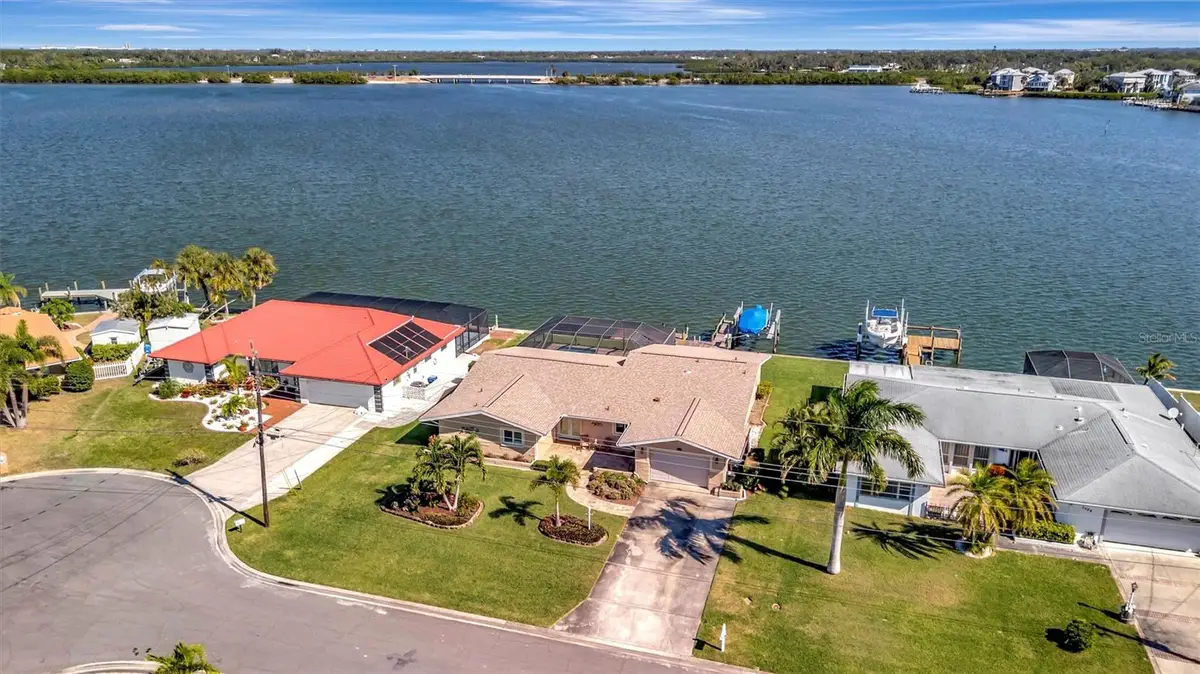 5308 Beacon Road, Palmetto, FL 34221 - Image #1