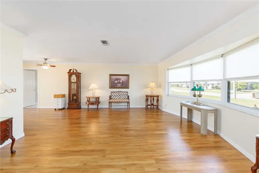 3363 Sheffield Circle, Sarasota, FL 34239 - Image #3