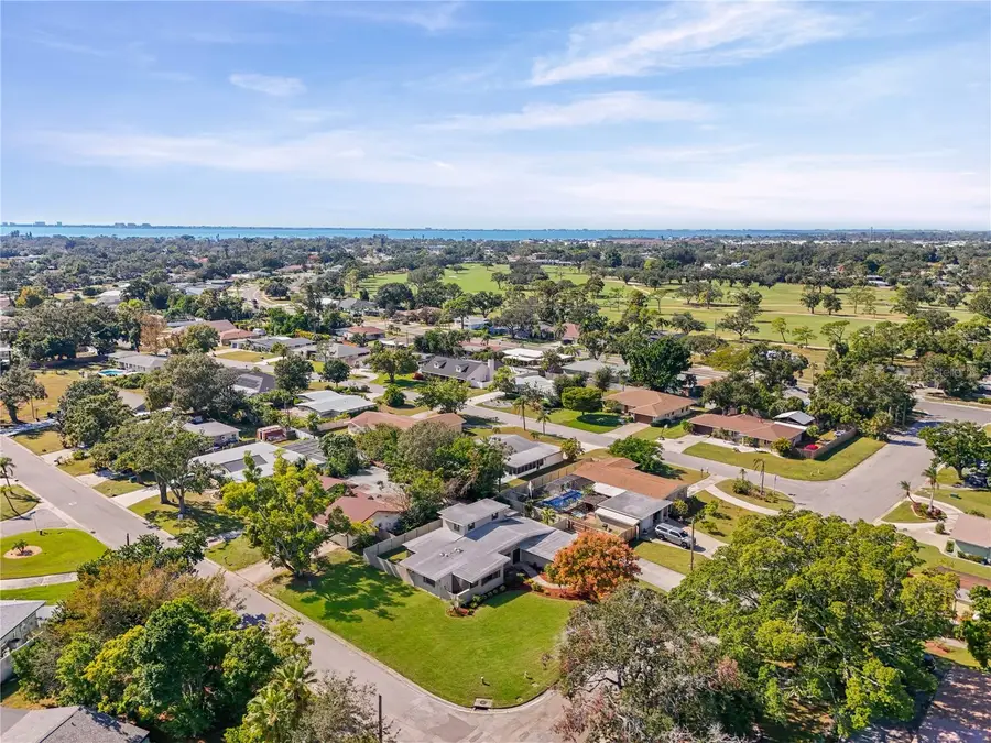 6916 Waverly Street, Sarasota, FL 34243 - Image #2