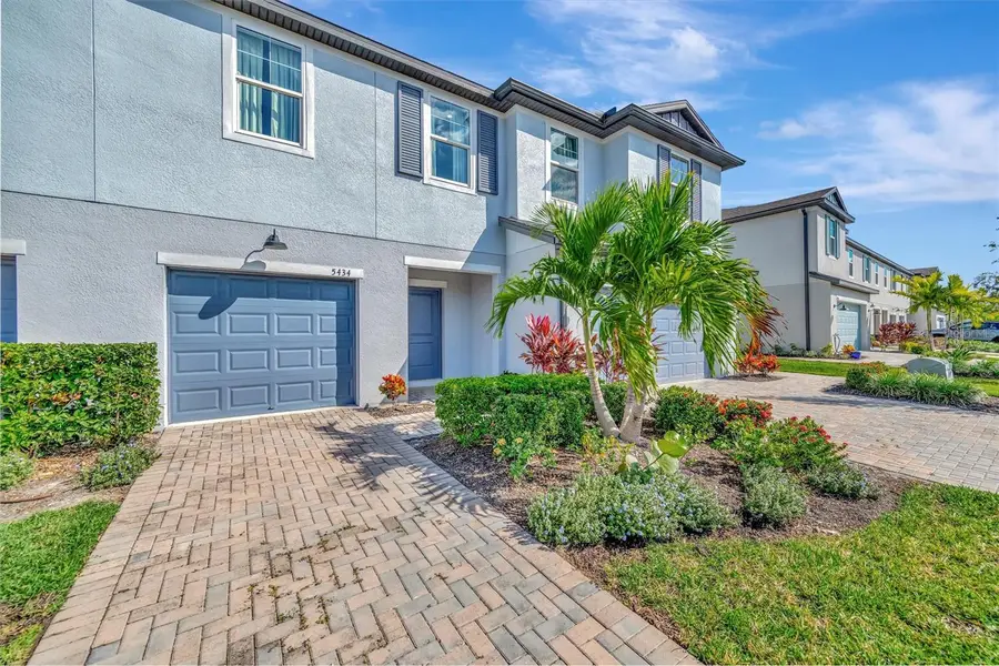 5434 Tripoli Drive, Palmetto, FL 34221 - Image #3