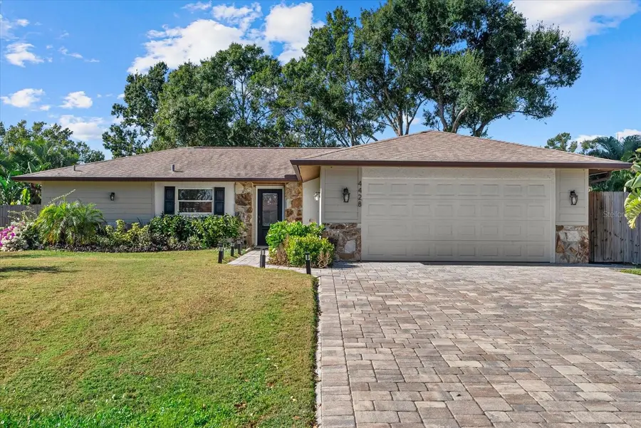4428 Meadow Creek Circle, Sarasota, FL 34233 - Image #2