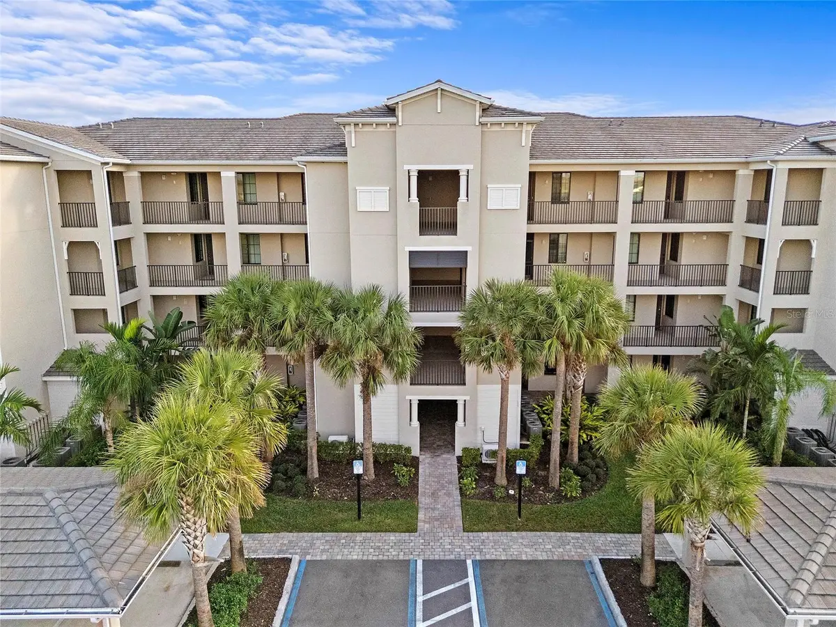 18114 Gawthrop Drive #105, Bradenton, FL 34211 - Image #1