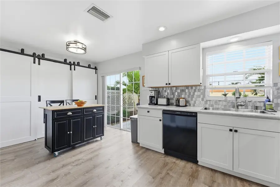 3625 57th Avenue Drive W #43, Bradenton, FL 34210 - Image #3