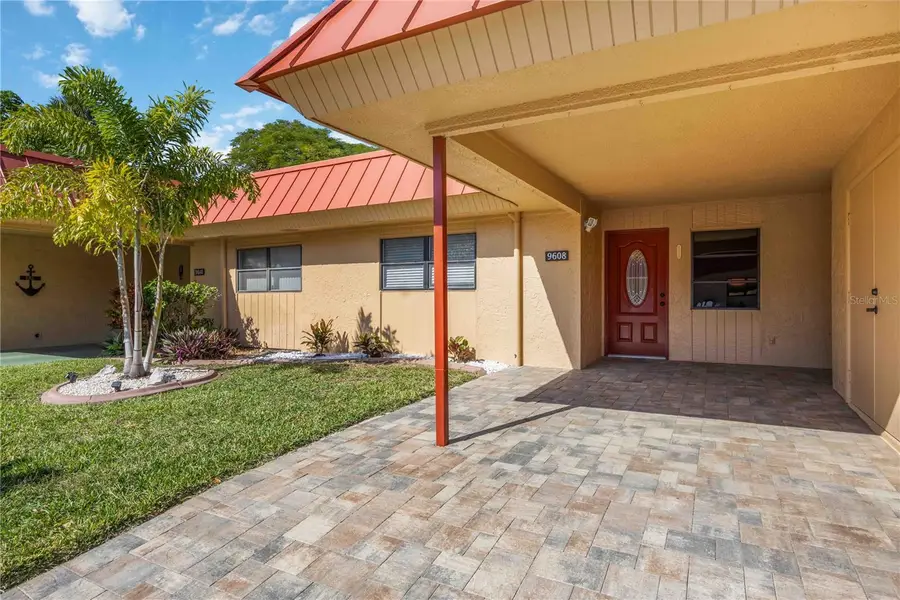 9608 Valencia Cove, Bradenton, FL 34210 - Image #2